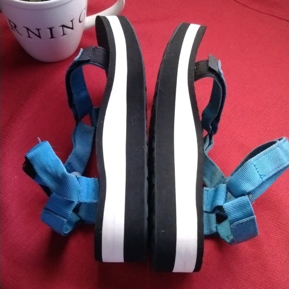 TEVA PLATFORM SANDALS - Picture 6 of 12